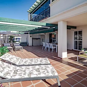 Apartment Lcr4- Large 3 Bed Close To Beaches, Marbella