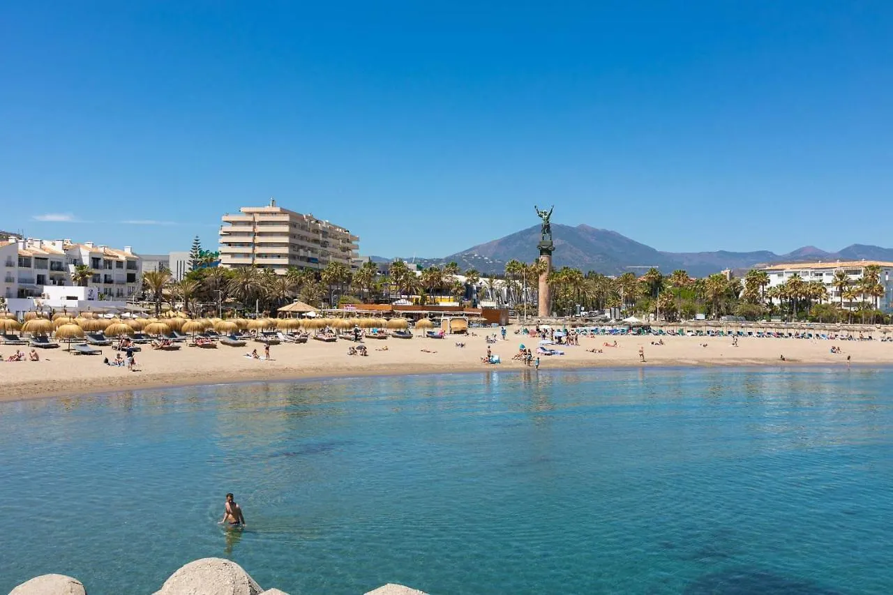 Puerto Banus, Marina Banus, 2Br, 2Bth, Pool, Parking, Marbella, 1J Apartment  Marbella