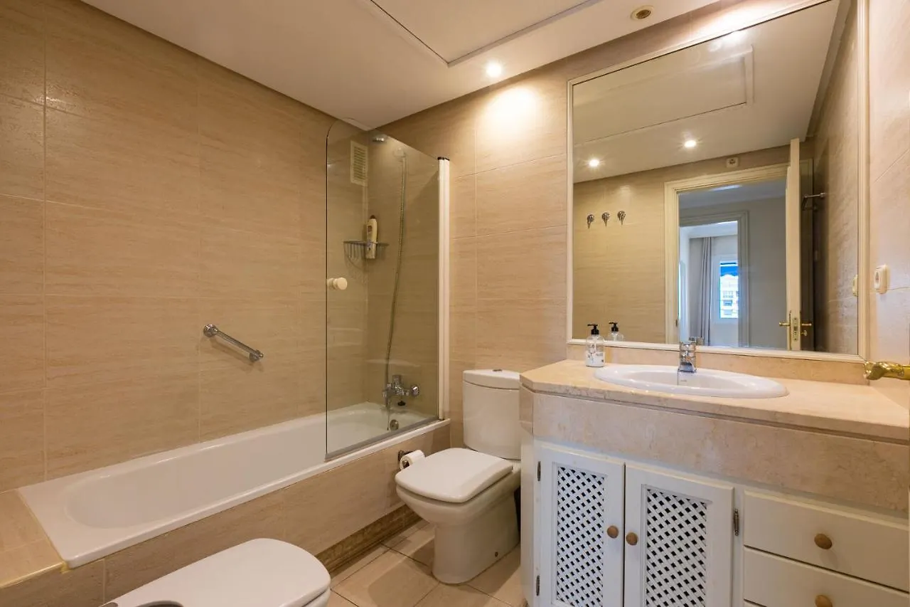 Puerto Banus, Marina Banus, 2Br, 2Bth, Pool, Parking, Marbella, 1J Apartment