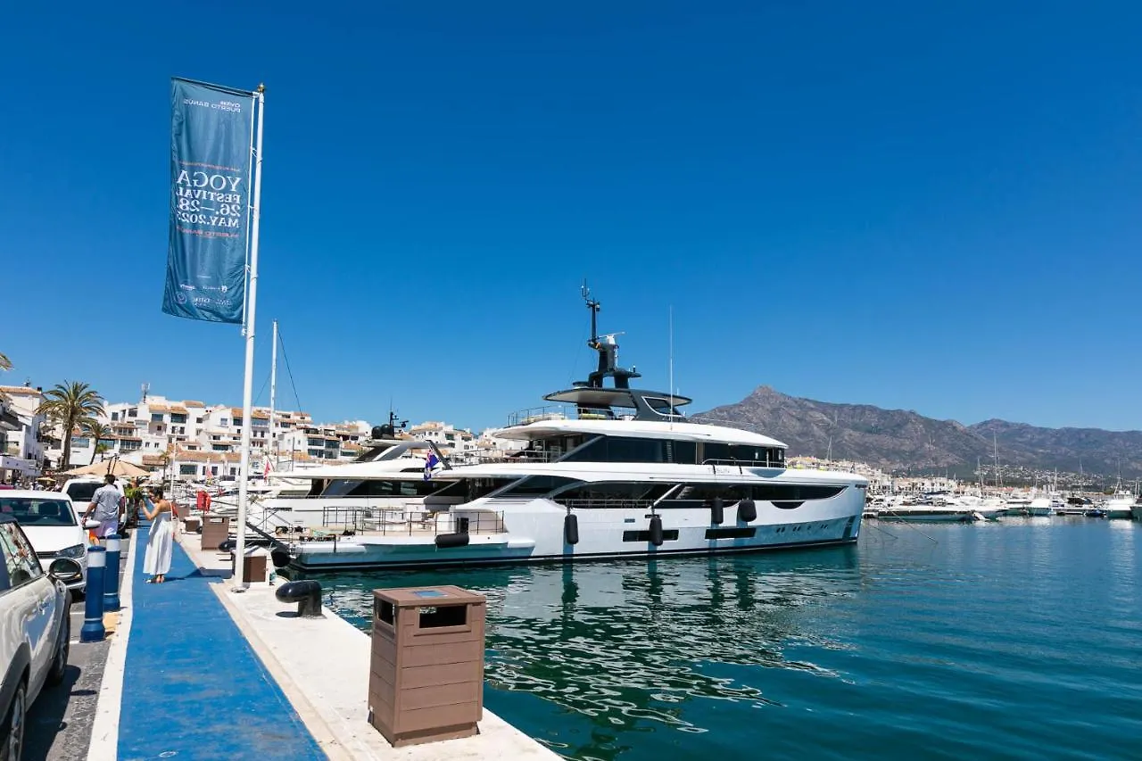 Puerto Banus, Marina Banus, 2Br, 2Bth, Pool, Parking, Marbella, 1J Apartment  Marbella