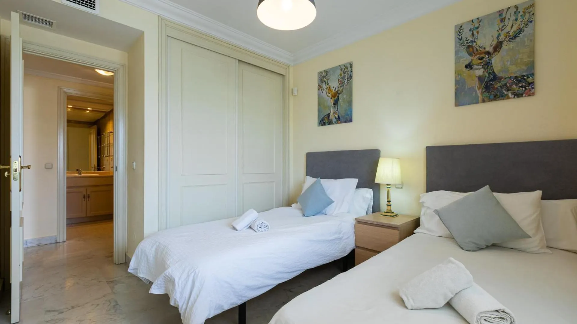 Puerto Banus, Marina Banus, 2Br, 2Bth, Pool, Parking, Marbella, 1J Apartment