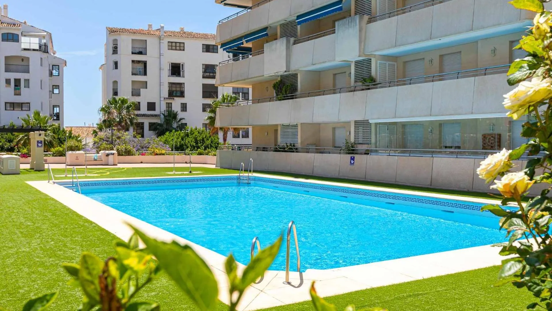 Puerto Banus, Marina Banus, 2Br, 2Bth, Pool, Parking, Marbella, 1J Apartment 0*, Marbella